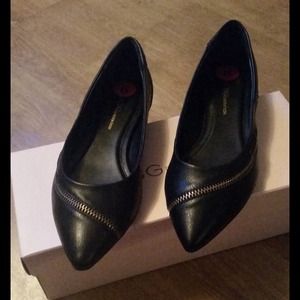 BCBGeneration Flat Shoes