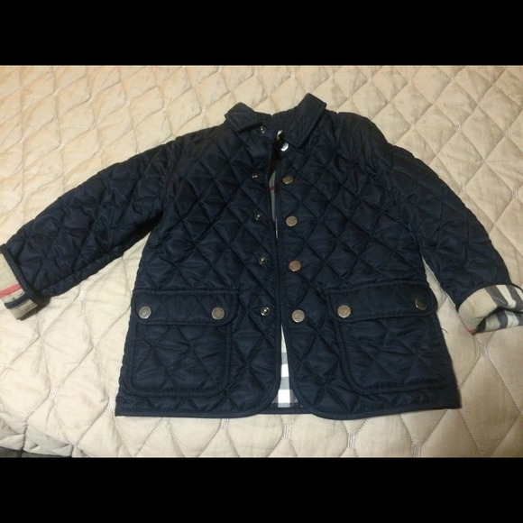 SOLD!!!! Burberry kids coat 4Y ... Like new !! - Picture 3 of 3
