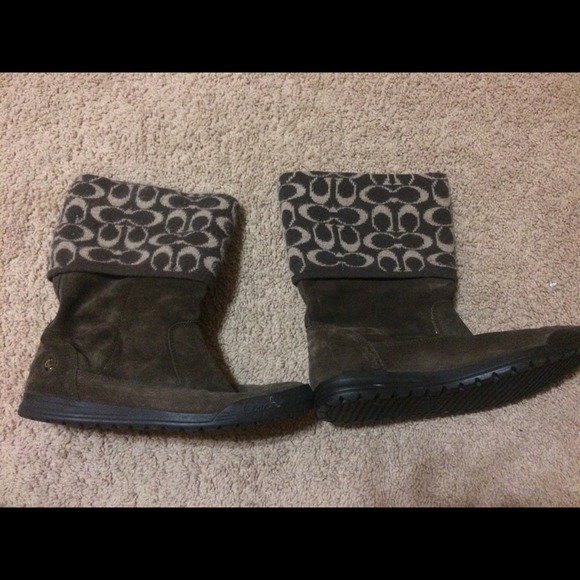 Authentic Coach boots... Worn once!!!! - Picture 4 of 4