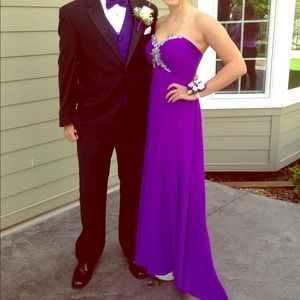 Vibrant purple prom dress