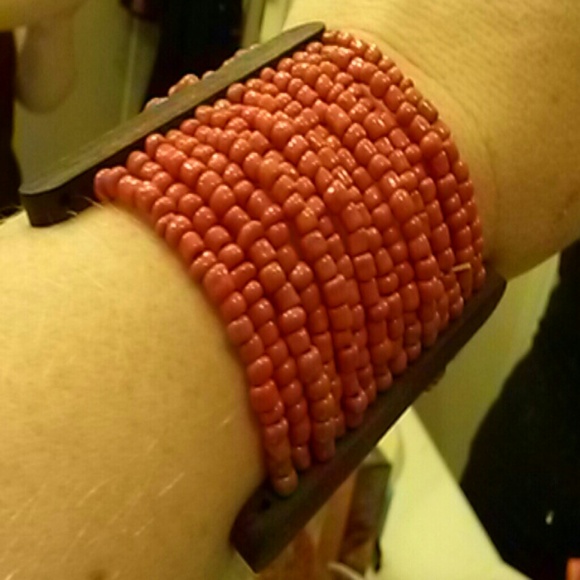 Bracelets - Picture 2 of 4