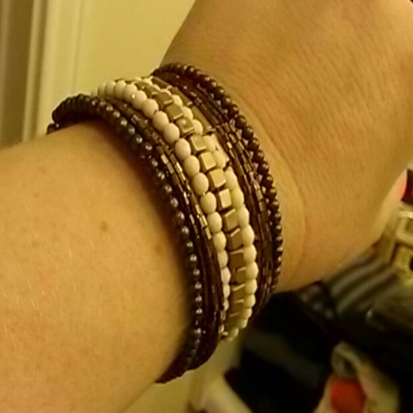 Bracelets - Picture 3 of 4