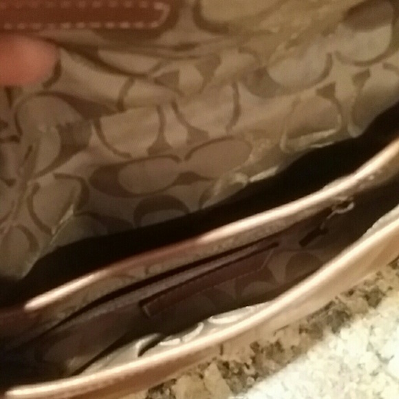 Handbag - Picture 4 of 4