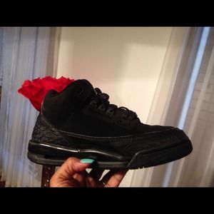 Jordan 3 Black Cats