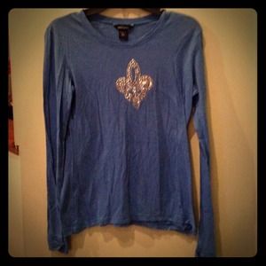 Long sleeved blue shirt