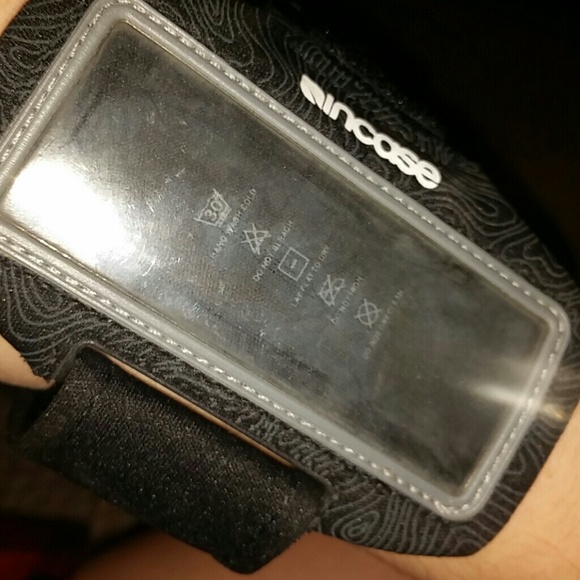 ipod holder and strap for working out