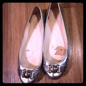 Coach flats