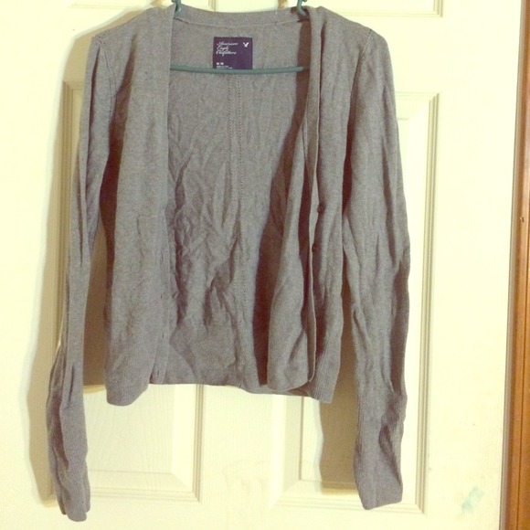 American Eagle gray cardigan