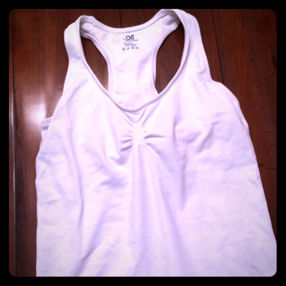 White fitted sports bra top