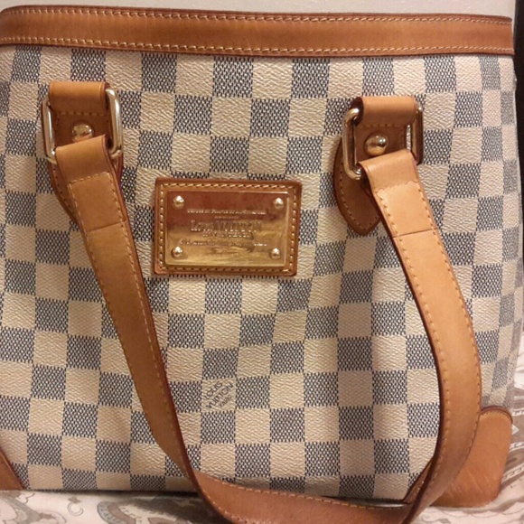 Louis Vuitton purse