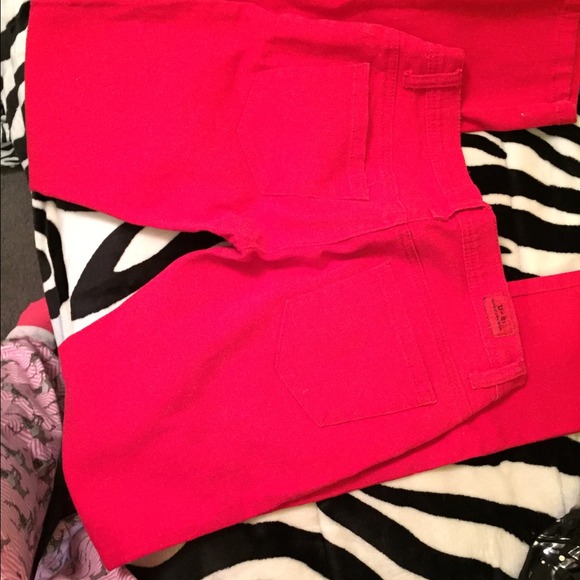 Red jeans - Picture 1 of 1