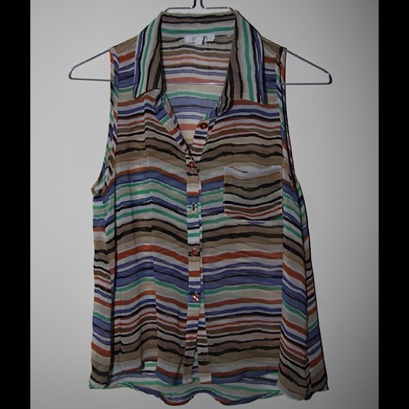 dELiA*s Sleeveless Button Down