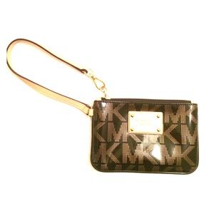 Michael Kors wristlet