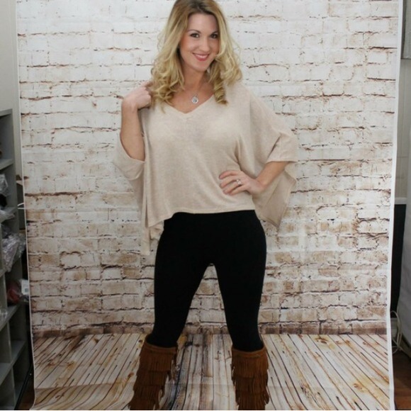 Poncho Knit Style Sweater Oversized Top! Comfy NEW - Picture 3 of 3