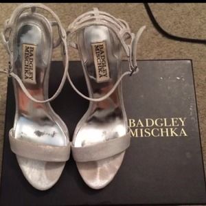 Badgley Mischka Silver Veveka Silmet Strappy Strap
