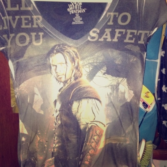 Snow White and the huntsman shirt