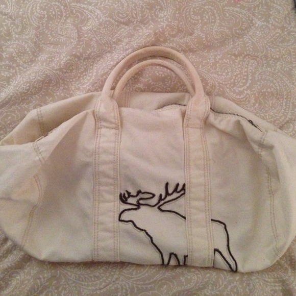 Abercrombie Cream Duffle Bag