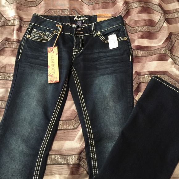 Amethyst Jeans low rise size 9