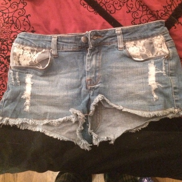 Lace denim shorts