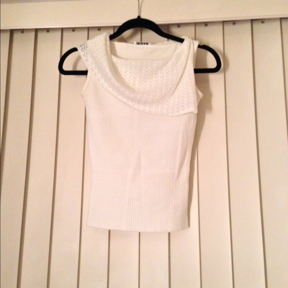 **LAST DAY** lovely neck knit in XS