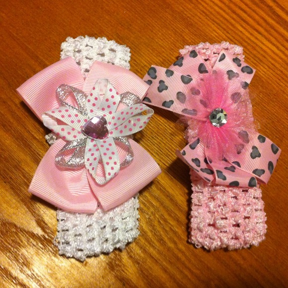 Hair bows