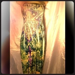 MID CALF/BACK CUT OUT FUNKY PRE LOVED DRESS