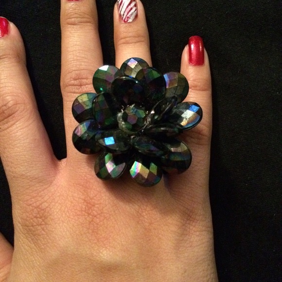Black flower ring