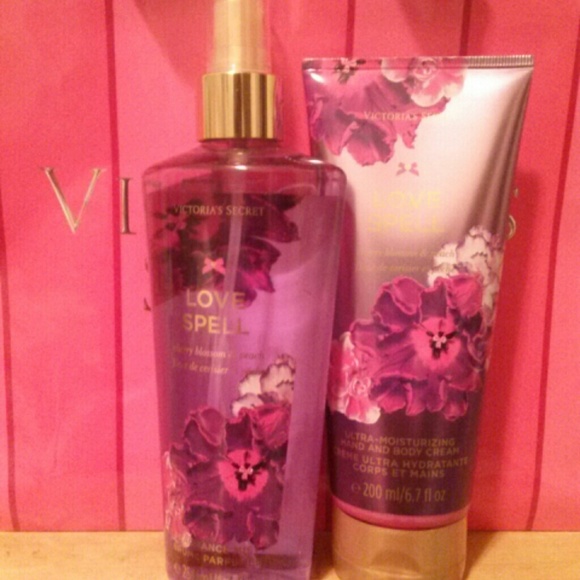 VS ** LOVE SPELL** 2 piece set