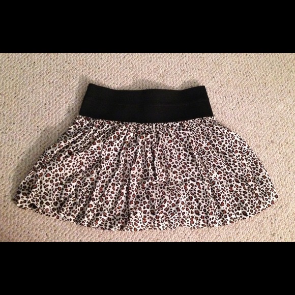 cheetah skirt! - Picture 2 of 3