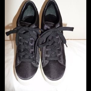 SERGIO ROSSI PUMAS Black Platform Sneaker Pump 10