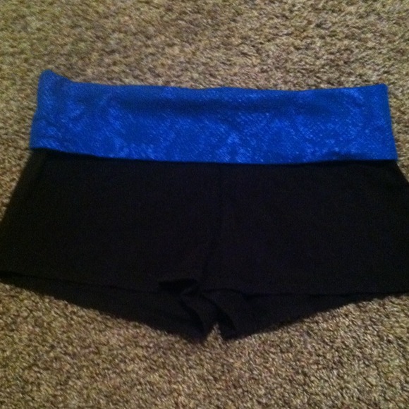 Black and blue yoga shorts