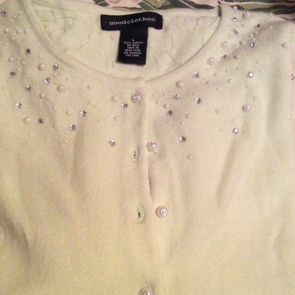 Green sweater NWT