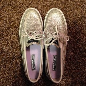 Silver sperrys