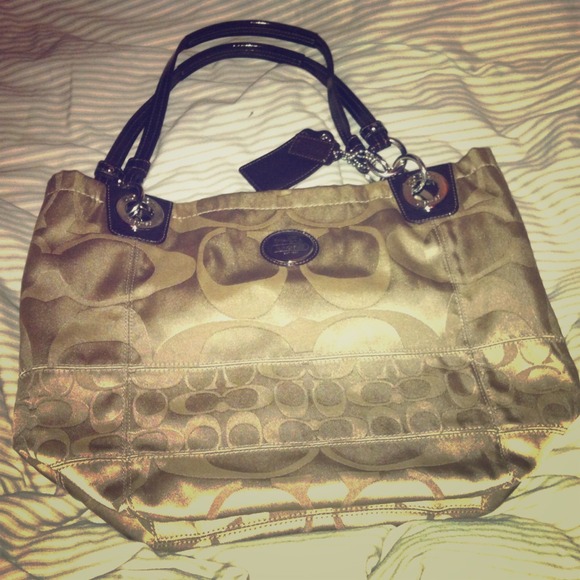 Coach purse