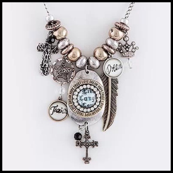 D6 Gold Silver Live Laugh Love Hope Necklace - Picture 2 of 4