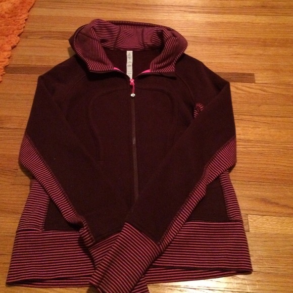 Lululemon zip up size 10