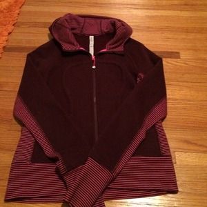 Lululemon zip up size 10