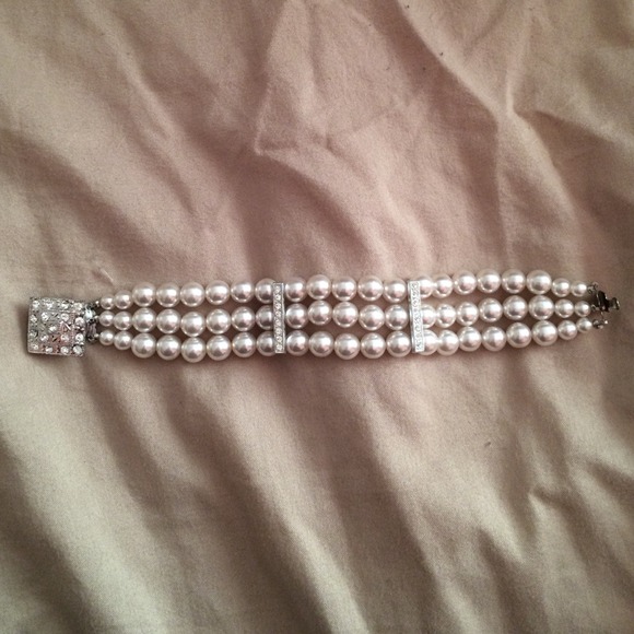 Vintage Pearl Bracelet