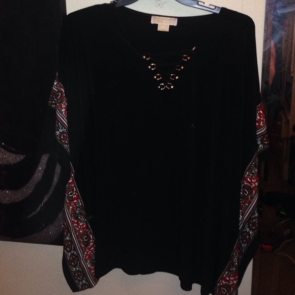 Authentic Michael Kors blouse size 2x