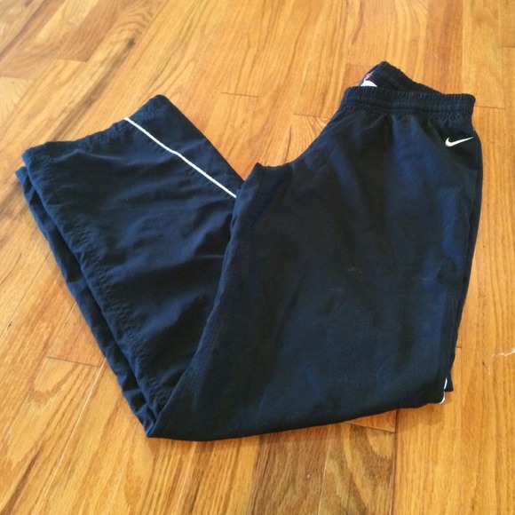 Nike jogging pants