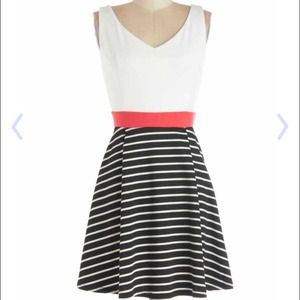 Modcloth started from the bobbin medium Nwot