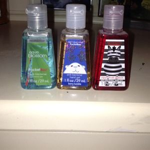 Bath and Body Works hand gel bundle