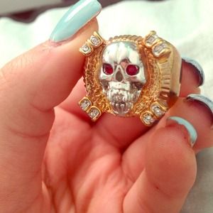 Men's skull ring