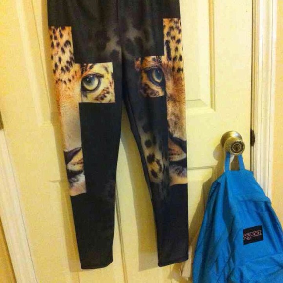 Cross tiger leggings