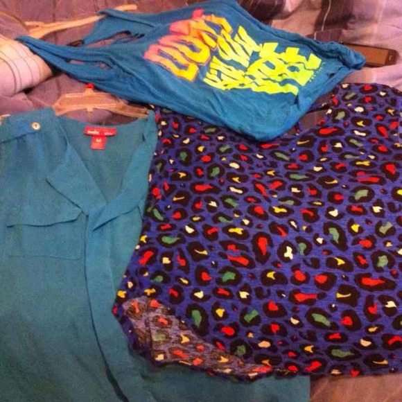Blue shirt bundle