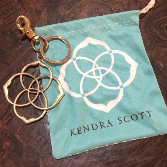Kendra Scott keychain