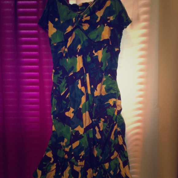 Medium hollister dress