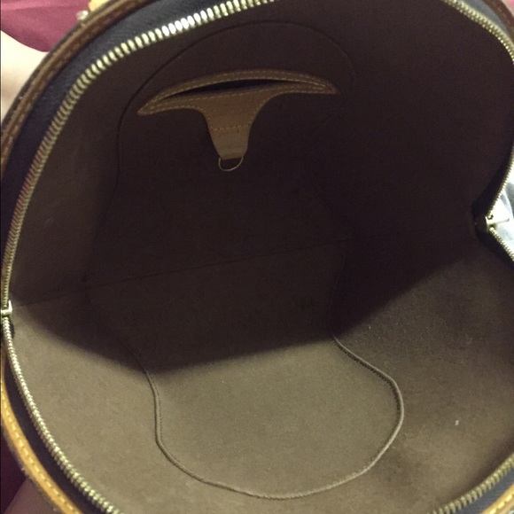 🌟SOLD🌟 Vuitton Ellipse PM - Picture 3 of 4