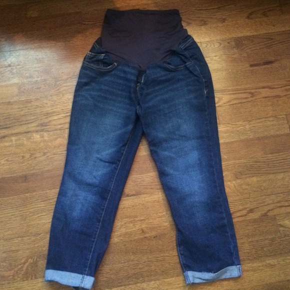 Old navy medium maternity Capri
