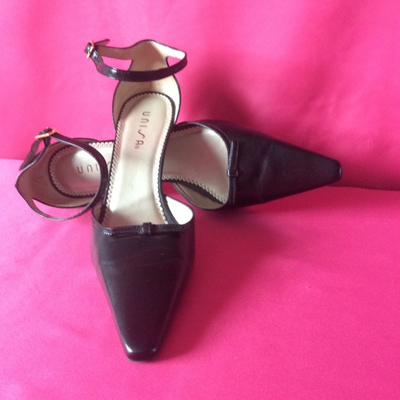 Unisa Leather Ankle Strap Heels Black 9B